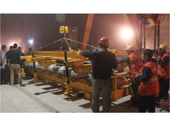 常年供应双块式无砟轨道排架及跨线龙门吊图1