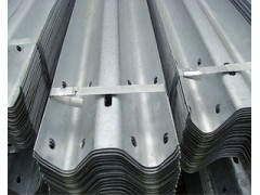 三波护栏板厂家图1