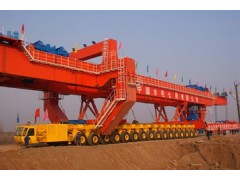 32米180吨铁路专用架桥机图1