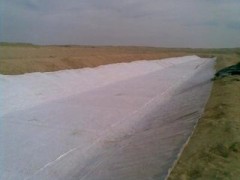 长丝防粘针刺土工布厂家图1