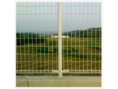 双圈护栏网图1