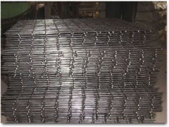CPB550冷拔光面钢筋焊接网图1