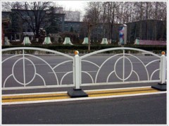铁艺隔离栅图1