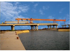 单导梁架桥机图1