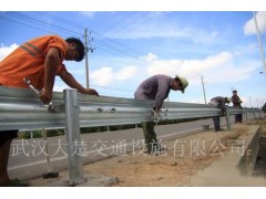 湖北高速公路防撞栏杆图1