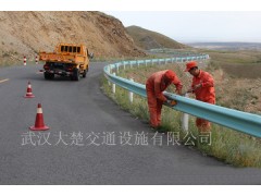 湖北高速公路防撞栏杆图3