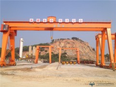 MG型双梁门式起重机图1