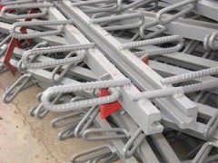 模数式桥梁伸缩缝图1