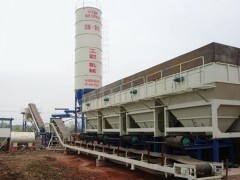 二灰级配碎石拌和站图1