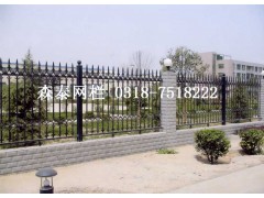 铁艺围墙护栏图1