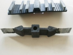 钢边橡胶止水带图1