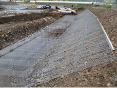 供应梅河口格宾网,石笼网,铅丝笼定制加工图2