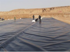 厂家直销白色黑色 抗老化 耐酸碱 涤纶无纺布 机织土工布图3