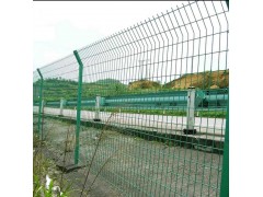 双边丝护栏网 铁丝网防护网 高速公路护栏网 围墙围栏隔离网图1