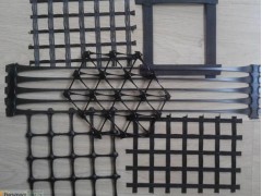 厂家专业生产土工格栅 土工布 钢塑土工格栅图1