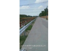 波形护栏板的设置图1