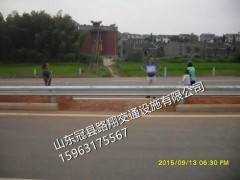 冠县路翔波形护栏板镀锌层的检测标准是什么图2