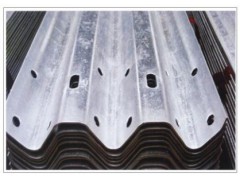 三波护栏板 图1