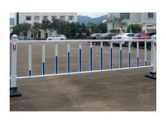 厂家直销市政护栏道路交通护栏隔离栅图1