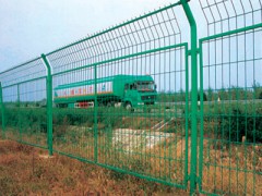 供应护栏网隔离栅，可支持来样定做图2