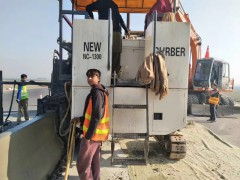 路缘石滑模施工图1