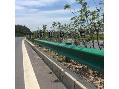 护栏 护栏板 珊栏 波纹钢管 标志标牌 仓储物流设备图3