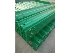 安装公路护栏 波形梁护栏,长期供应波形护栏图3