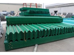 护栏板，防阻块，立柱图1