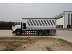 陆达重汽斯太尔18方粉料撒布车图1