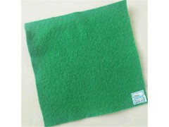 专业生产绿色土工布,裸漏土石覆盖,抗老化,美观。图2