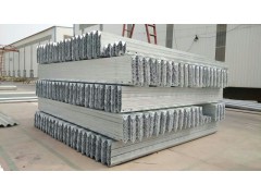 专业生产高速公路波形护栏厂家欢迎咨询订购图2