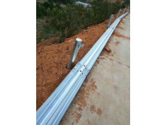 专业生产波形护栏厂家价格合适欢迎咨询订购图1