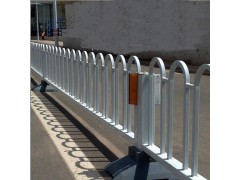 供应韶关市政交通护栏 按图加工 东莞马路中间防撞京式护栏价格图2