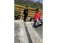 桥梁伸缩缝快速浇注料 高强免振捣2-3h开放交通图2