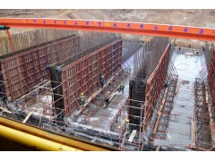 911聚氨酯防水涂料湿固化无接缝橡胶防水涂层图3