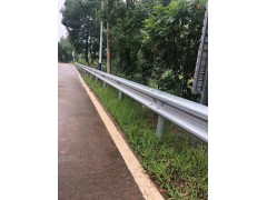高速公路波形护栏厂家直销图1
