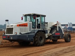 冷再生、水泥撒布车图1