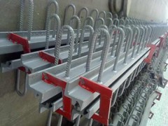 桥梁伸缩缝在桥梁中的作用？图2