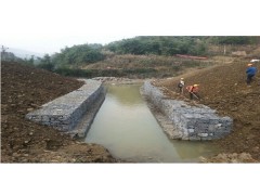 河道治理格宾固脚笼-生态格宾网修复水环境生态图2