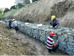 河南格宾网笼护坡-格宾石笼网厂家图2