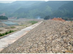 防洪护岸水利护坡格宾网箱@堤坝加固格宾网石笼图2
