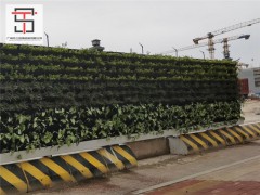 机场高速使用三田绿植围挡，效果更棒图1
