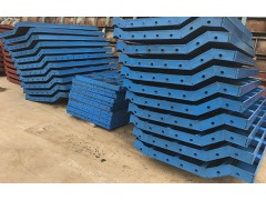 防撞墙护栏钢模板加工厂家,防撞墙隔离墩护栏出租价格图2