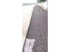 聚丙烯加筋麦克垫厂家  路基加筋麦克垫300克图1