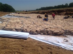 五拧格宾网护坡施工  镀高尔凡格宾网箱图1