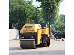 坐驾式压路机坐驾式压路机生产厂家坐式压路机图1