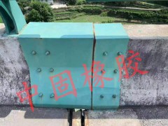 桥梁伸缩缝处护栏挡板厂家供应图3