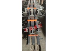 梳齿型桥梁伸缩缝装置的组成图2