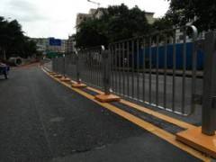 韶关定制道路深标护栏 肇庆人行道护栏 道路隔离护栏厂家晟成图1