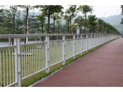湛江市政甲型护栏价格 从化人行道隔离栏杆现货供应图3